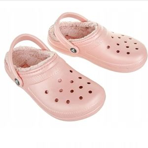NWT CROCS PINK CLASSIC LINED CLOG SLIP-ON SHOES